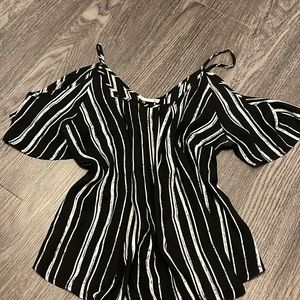 LUSH Cold Shoulder Stripe Blouse | L